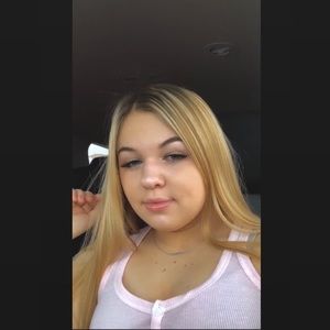 Meet your Posher, Hannah